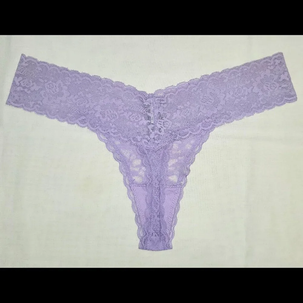 NWOT Women's Aerie Purple Lace Thong Size M Sexy - Picture 2 of 7